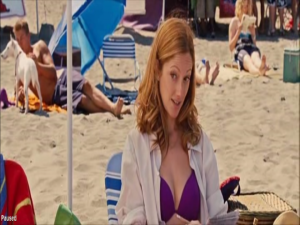 1600x1200-judy_greer_marmaduke_bikini_top_mwf8V3N.sized.png