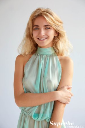 0001-01 thefappeningblog.com.jpg