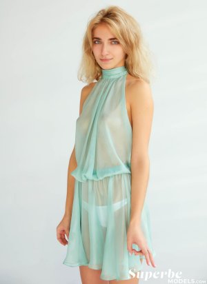 0001-02 thefappeningblog.com.jpg