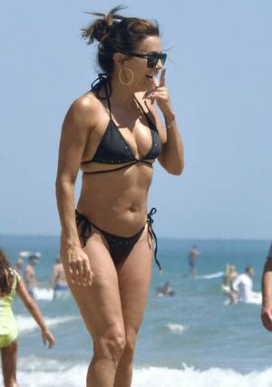 eva-longoria_thefappeningblog.com_0004.jpg