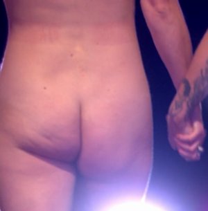 Screenshot_20230810_211020_Samsung Internet.jpg