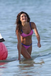 Isabeli Fontana Sexy 33 thefappeningblog.com.jpg