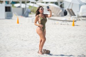 Liziane Gutierrez Sexy 10 thefappeningblog.com.jpg