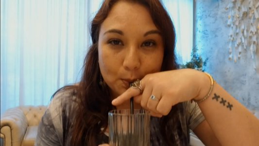 Screenshot_20230813_223610_Samsung Internet.jpg