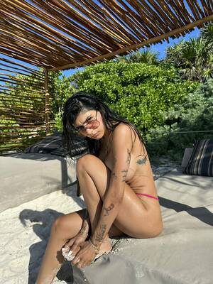 mia-khalifa_thefappeningblog.com_0005.jpg