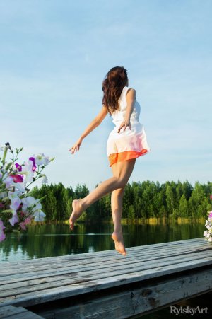 evita-lima-strips-her-white-dress-slowly-by-the-lake-03 thefappeningblog.com.jpg