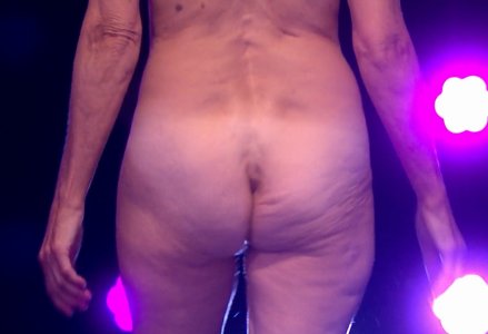 Screenshot_20230823_213236_Samsung Internet.jpg