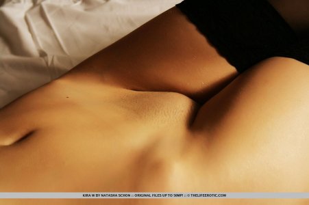 kira-w-romance-15 thefappeningblog.com.jpg