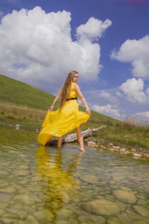 0020-19 thefappeningblog.com.jpg