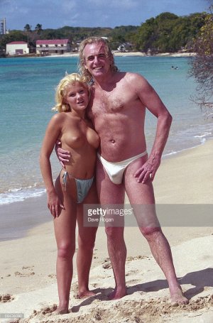 Helen Benoist & String.jpg