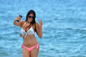 Claudia Romani Sexy 11 thefappeningblog.com.jpg