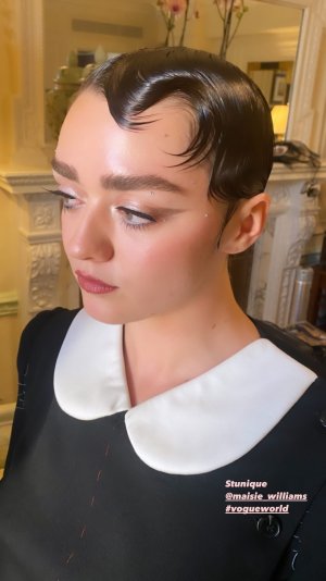 Maisie Williams (16).jpg