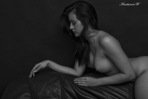 Lucy Mila Nude 3 thefappeningblog.com.jpg