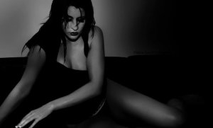 Lucy Mila Nude 26 thefappeningblog.com.jpg