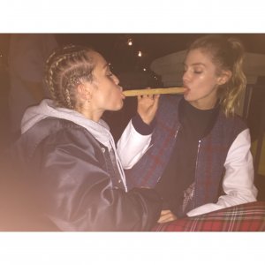 Miley Cyrus Leaked 2 thefappeningblog.com.jpg