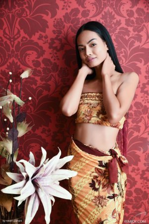 0001-01 thefappeningblog.com.jpg