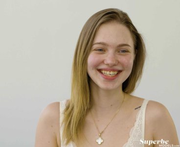 0004-03 thefappeningblog.com.jpg