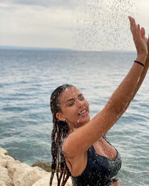 Sara Chafak (13).jpg