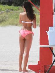 th-Sara Chafak in Miami 25.jpg