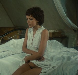 Get Out Your Handkerchiefs (1978).mp4_snapshot_01.18.14.262.jpg