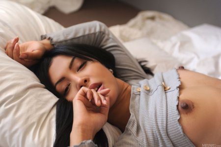 0009-08 thefappeningblog.com.jpg