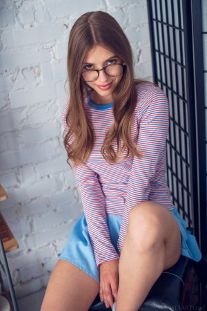 0008-01 thefappeningblog.com.jpg