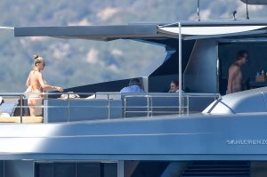 Victoria Swarovski & Barbara Meier Sexy 46 thefappeningblog.com.jpg