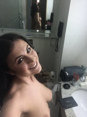 2019-05-21 20.05.53.jpg