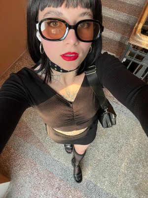 alazeya_ OnlyFansFreeTrials.com_12.jpg