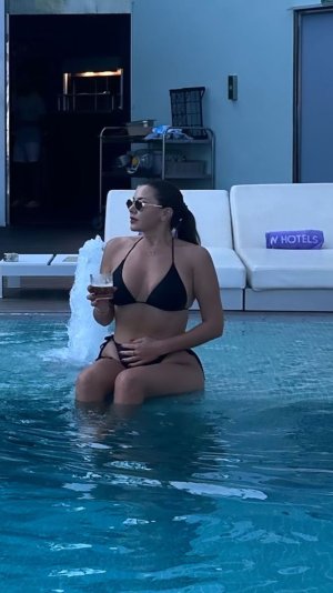 imogen_thomas's instagram 2023-9-18 story.jpg