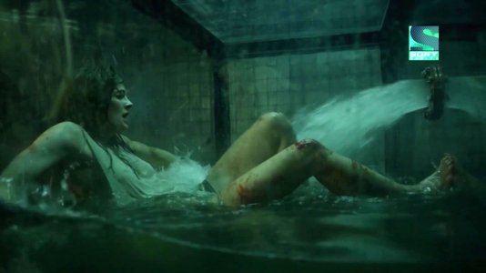 stana-katic-sexy---absentia-s01e01-2017-1.jpg