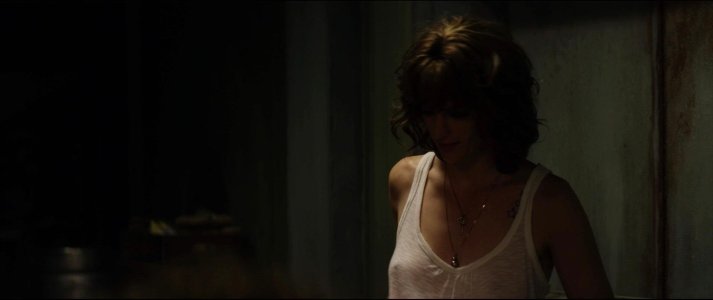 stana-katic-sexy---cbgb-2013-1.jpg