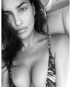 Irina Shayk Sexy 4 thefappeningblog.com.jpg