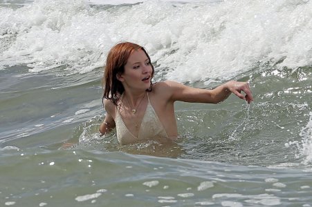 Emily Browning The Shangri La Suite Movie Set Photos 4.jpg