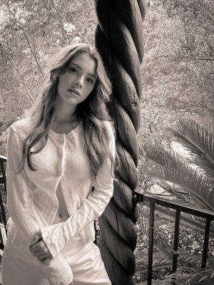 740full-violet-brinson (4).jpg