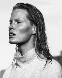 Caroline Winberg Nude & Sexy 22 thefappeningblog.com.jpg