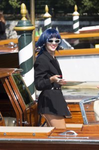 Sita Abellan Upskirt 1 thefappeningblog.com.jpg