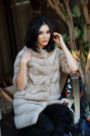 0025-02 thefappeningblog.com.jpg