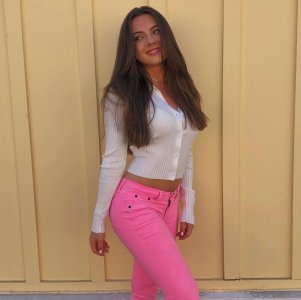 1080full-ava-allan (1).jpg