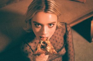 Claudia Thompson Nude 32 thefappeningblog.com.jpg