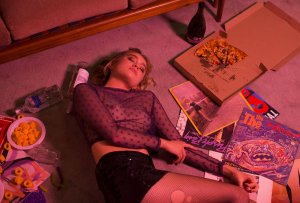 Claudia Thompson Nude 34 thefappeningblog.com.jpg