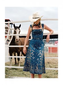 Lara Stone 4 thefappeningblog.com.jpg