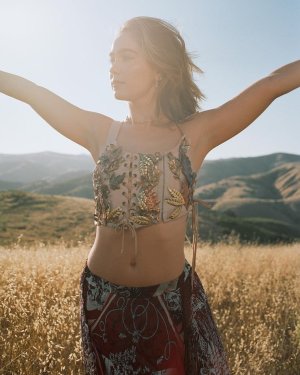 740full-haley-lu-richardson (2).jpg