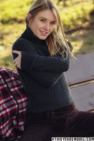 0285-07 thefappeningblog.com.jpg