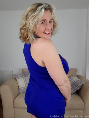 camillacreampie-01-03-2021-2039215854-Blue Dress.jpg