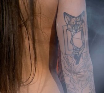 Screenshot_20231106_085645_Video Player.jpg