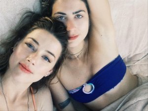 Amber Heard Sexy & Topless 1 thefappeningblog.com.jpg