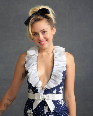 miley-cyrus_thefappeningblog.com_0003.jpg