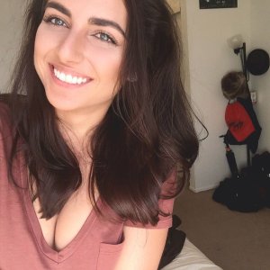 emeliahartford-30-12-1.jpg emeliahartford-30-12-1.jpg