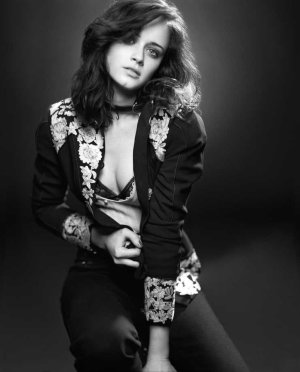 Alexis Bledel (3).jpeg